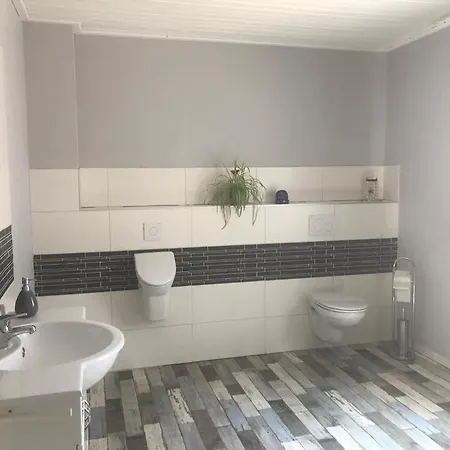Apartment Ferienwohnung Zum Tiefenthal